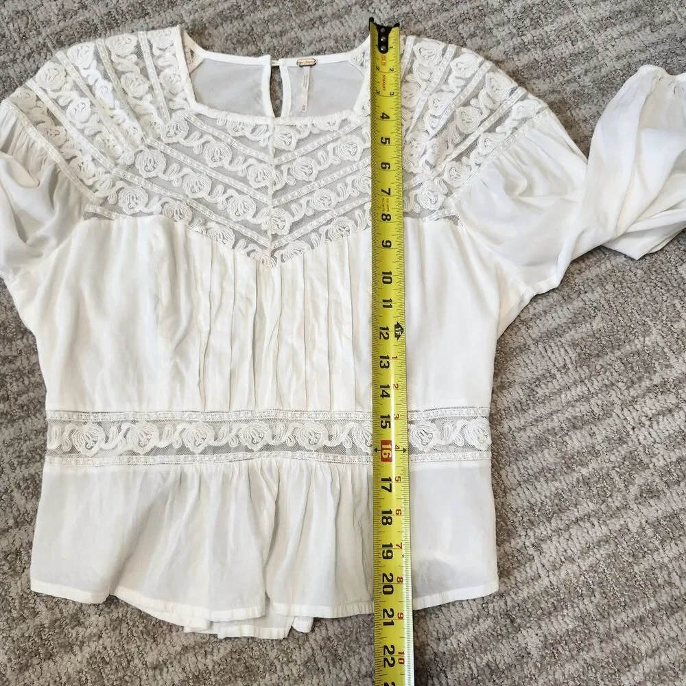 Free People women Sweet Mornings bohemian style 3/4 sleeve lace white top size M
